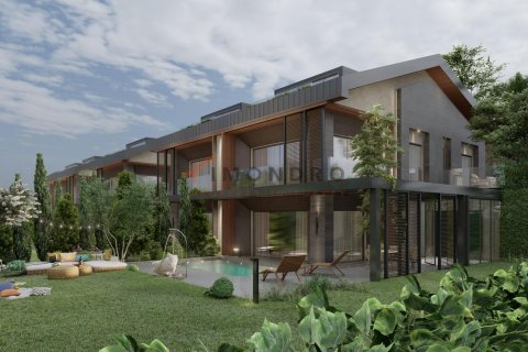 5+1 Villa  i Sariyer, Istanbul, Tyrkia Nr. 184082