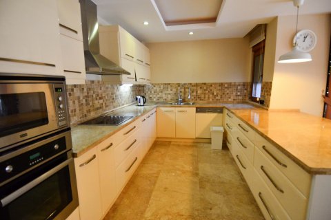 Продажа виллы в Анталье, Турция 2+1, 260м2, №164517 – фото 3