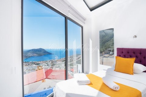 4+1 Villa  i Kalkan, Antalya, Tyrkia Nr. 192218 - 4