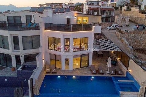 4+1 Villa  i Kalkan, Antalya, Tyrkia Nr. 192218 - 3