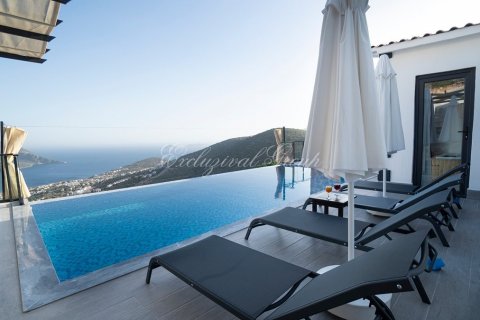 Villa  2+1  Kalkan, Antalya, Türkiye №192217