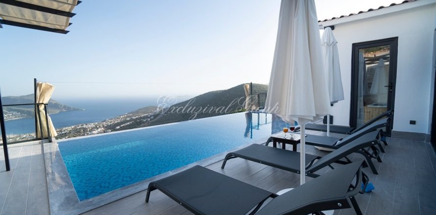 Villa  2+1  Kalkan, Antalya, Türkiye №192217
