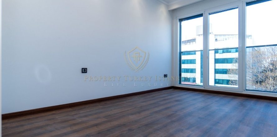 2+1 Leilighet i Istanbul, Tyrkia Nr. 161806