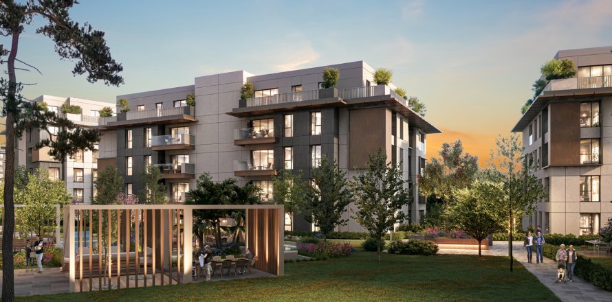 5+1 Apartment in Istanbul, Turkey No. 172839