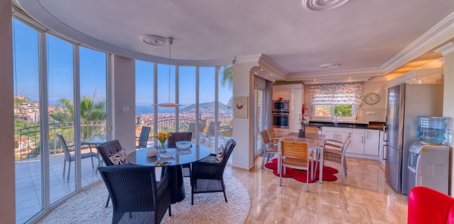 Villa   Alanya, Antalya, Türkiye №165803