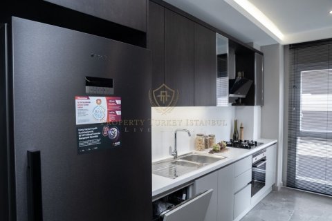 2+1 Wohnung in Üsküdar, Istanbul, Türkei Nr. 169822 - 9