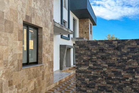 Продажа квартиры  в Гирне, Северный Кипр 3 комн., 75м2, №210939 – фото 30