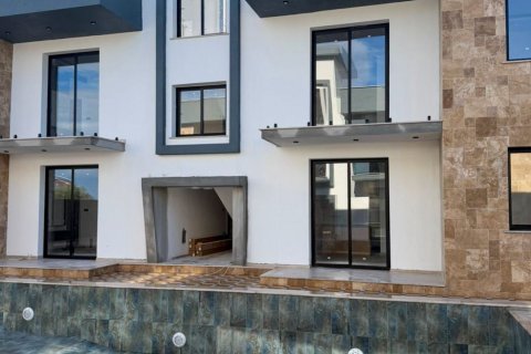 Продажа квартиры  в Гирне, Северный Кипр 3 комн., 75м2, №210939 – фото 27