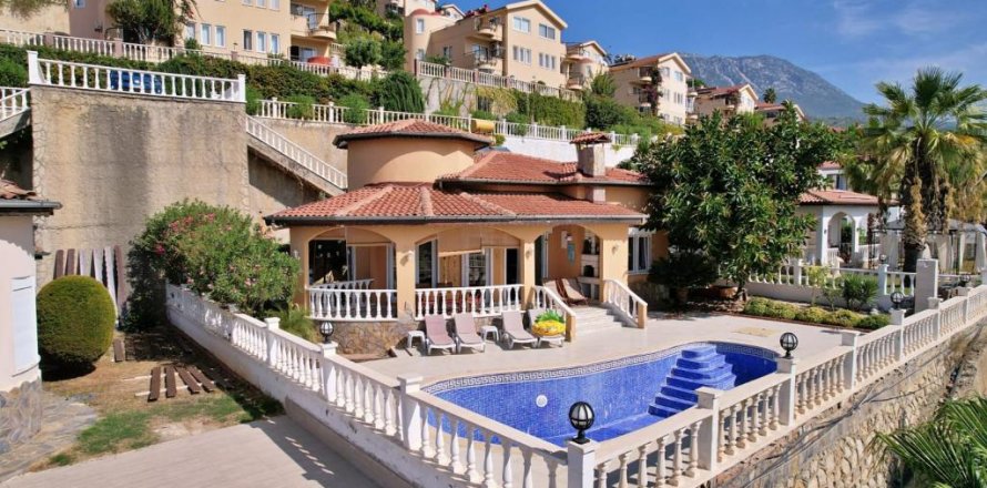 Villa in Mahmutlar, Antalya, Turkey No. 162560