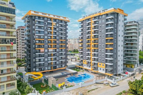 آپارتمان در  Mahmutlar ، ترکیه 75 متر مربع.  شماره 175836