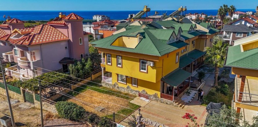 3+1 Apartment  in Alanya, Antalya, Turkey No. 178110