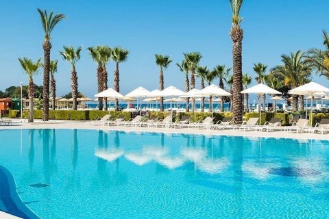 3+1 Lägenhet  i Didim, Aydin, Turkiet Nr. 178561 - 2