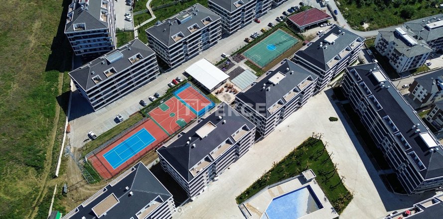 2+1 Apartment in Ciftlikkoy, Yalova, Turkey No. 192145