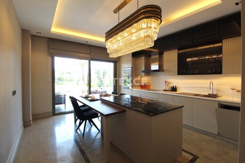 Villa 7+1 Büyükçekmece, İstanbul, Türkiye №167765 - 11