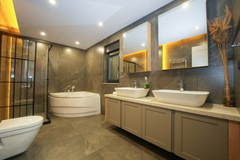 5+1 Villa in Muratpasa, Antalya, Türkei Nr. 193119 - 12