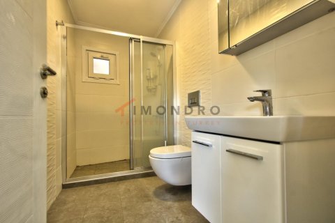 Apartment for sale in Besiktas, Istanbul, Turkey, 1 bedroom, 165m2, No. 176206 – photo 13