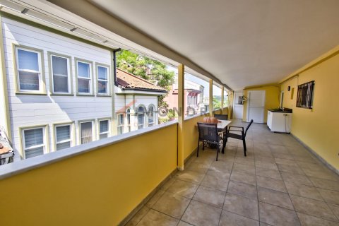 Apartment for sale in Besiktas, Istanbul, Turkey, 1 bedroom, 165m2, No. 176206 – photo 19