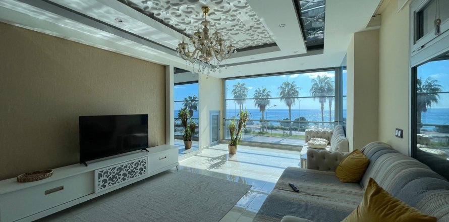 2+1 Lägenhet  i Mahmutlar, Antalya, Turkiet Nr. 176233