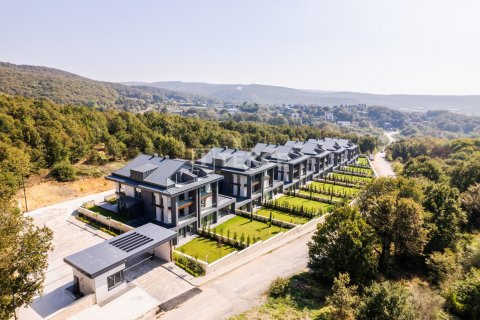 7+2 Villa  i Cekmekoy, Istanbul, Tyrkia Nr. 191311 - 3
