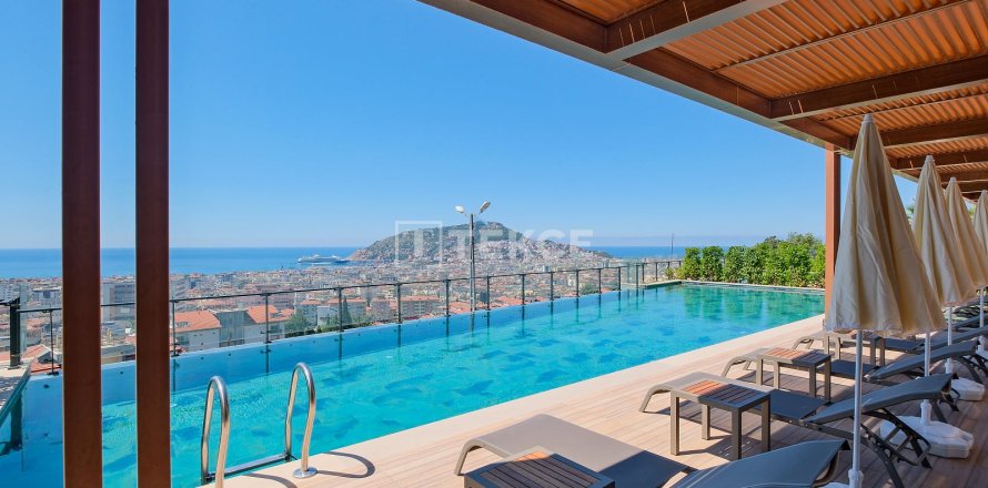 3+1 Penthouse in Alanya, Antalya, Turkey No. 43879