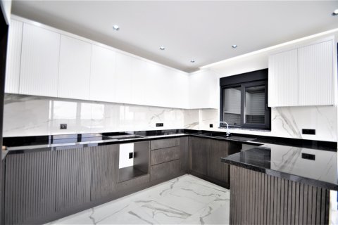 5+1 Villa i Alanya, Antalya, Turkiet Nr. 172041 - 2