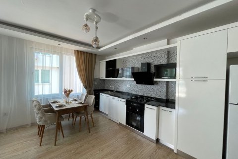 2+1 Apartment  in Alanya, Antalya, Turkey No. 172078
