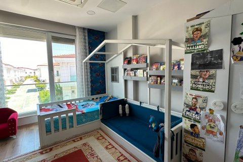 ویلا در  Antalya ، ترکیه 4 خوابه ، 200 متر مربع.  شماره 170132