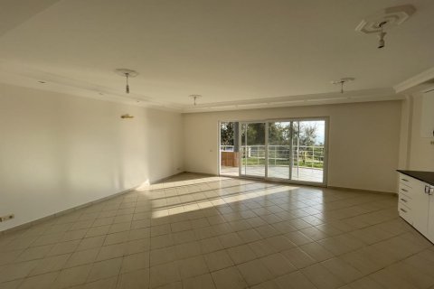 Villa for sale  in Alanya, Antalya, Turkey, 200m2, No. 163281 – photo 11