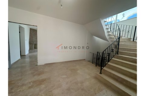 Villa for sale in Ozankoy, Girne, Northern Cyprus, 4 bedrooms, 220m2, No. 169417 – photo 12