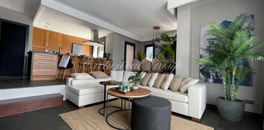 6+1 Villa  in Bodrum, Mugla, Turkey No. 187203