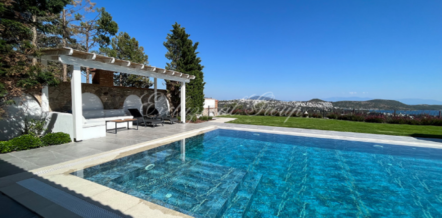 4+2 Villa in Bodrum, Mugla, Türkei Nr. 179225