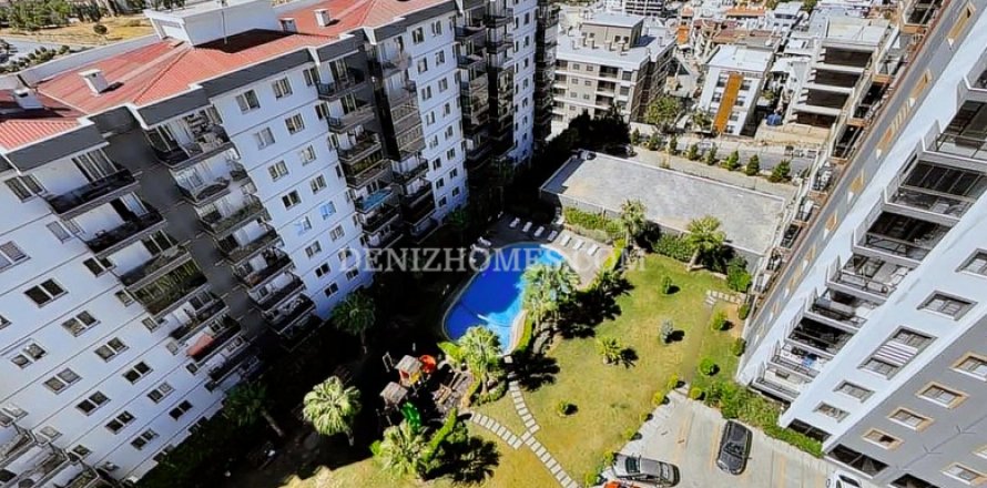 Villa  in Denizli, Turkey No. 181242