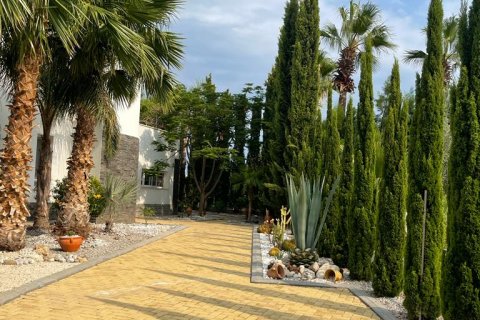 Villa for sale in Famagusta, Northern Cyprus, 2 bedrooms, 148m2, No. 190997 – photo 3