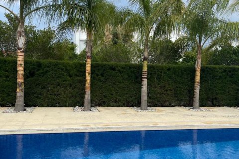 Villa for sale in Famagusta, Northern Cyprus, 2 bedrooms, 148m2, No. 190997 – photo 2