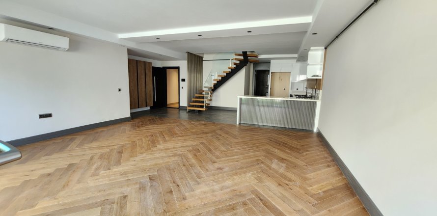 4+1 Apartment in Antalya, Turkey No. 168475