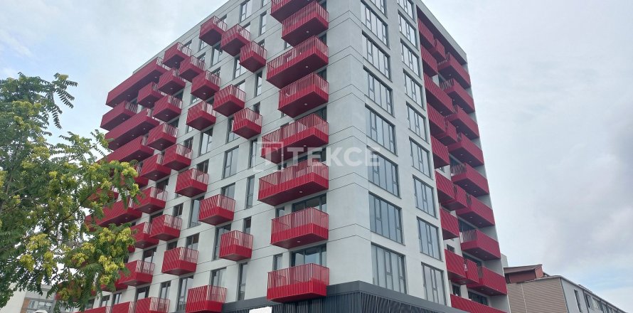 2+1 Apartment  in Istanbul, Turkey No. 51856