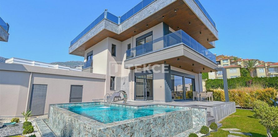 Villa  4+1  Alanya, Antalya, Türkiye №170535