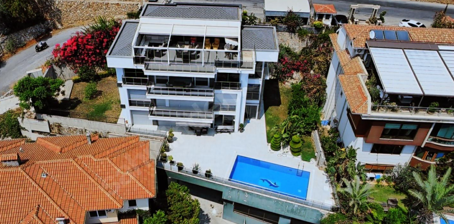 6+2 Villa in Alanya, Antalya, Turkey No. 164431