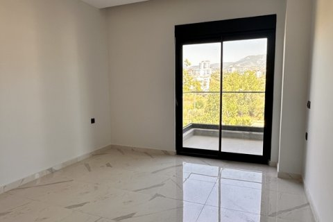 آپارتمان در  Kestel ، ترکیه 2 خوابه ، 104 متر مربع.  شماره 177084 - 15