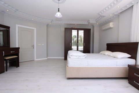 Продажа виллы  в Оба, Анталье, Турция 5 комн., 300м2, №165113 – фото 18