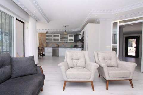 Продажа виллы  в Оба, Анталье, Турция 5 комн., 300м2, №165113 – фото 9