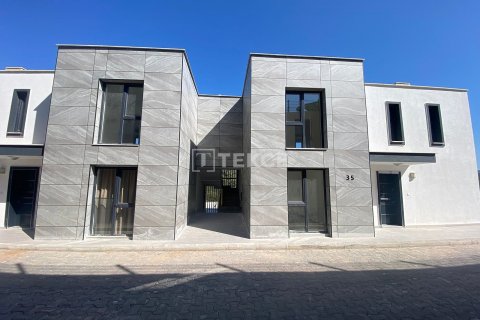 2+1 Leilighet i Milas, Mugla, Tyrkia Nr. 193891 - 2