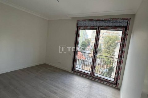 آپارتمان در  Istanbul ، ترکیه 5 خوابه ، 177 متر مربع.  شماره 71681 - 21