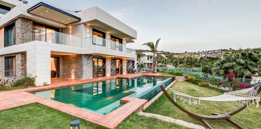 5+5 Villa  i Bodrum, Mugla, Tyrkia Nr. 179316