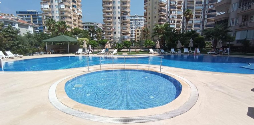 Lejlighed i Mahmutlar, Antalya, Tyrkiet Nr. 159863