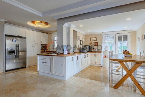 Villa for sale  in Belek, Antalya, Turkey, 4 bedrooms, 350m2, No. 184184 – photo 9