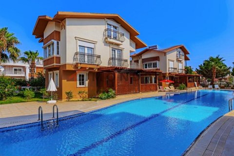 Villa  4+1  Belek, Antalya, Türkiye №184184