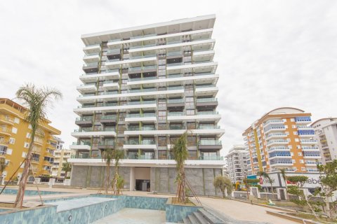 2+1 Lägenhet  i Mahmutlar, Antalya, Turkiet Nr. 176799