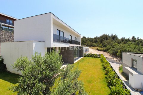 Villa for sale in Mudanya, Bursa, Turkey, 4 bedrooms, 310m2, No. 192966 – photo 13