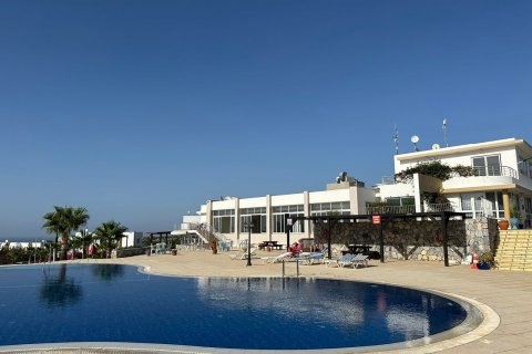 Apartment  in Girne, Northern Cyprus No. 210972